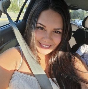 Meet your Posher, Karem